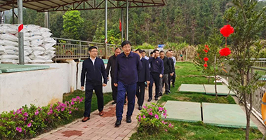 贛州市委常委、常務(wù)副市長(zhǎng)高世文一行先后到挺進(jìn)環(huán)保定南馬山逕、龍南黃沙稀土尾水項(xiàng)目調(diào)研